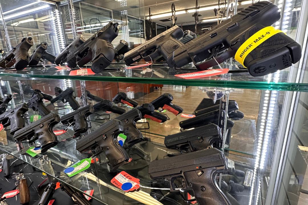 Jum-Pawn-It - Shop - Guns - Firearms - CA Compliant - LOE